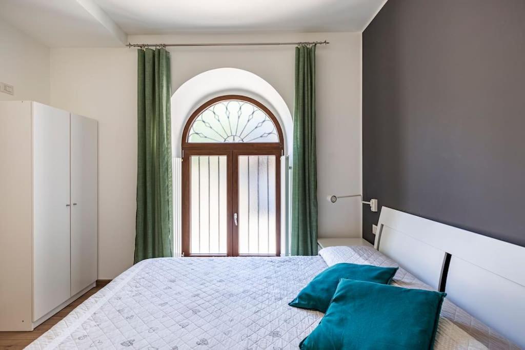 Clelia'S Apartment Como Luaran gambar