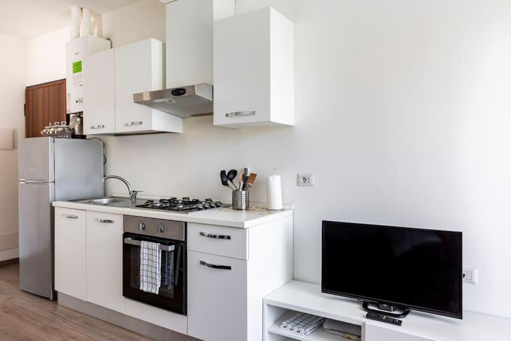 Clelia'S Apartment Como Luaran gambar