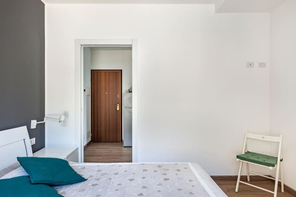 Clelia'S Apartment Como Luaran gambar